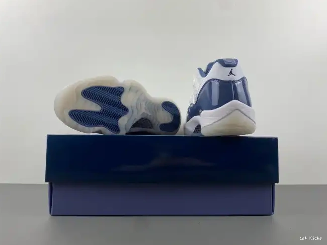 Midnight Navy Retro Jordan Low 11 FV5104-104 (2024) 0530